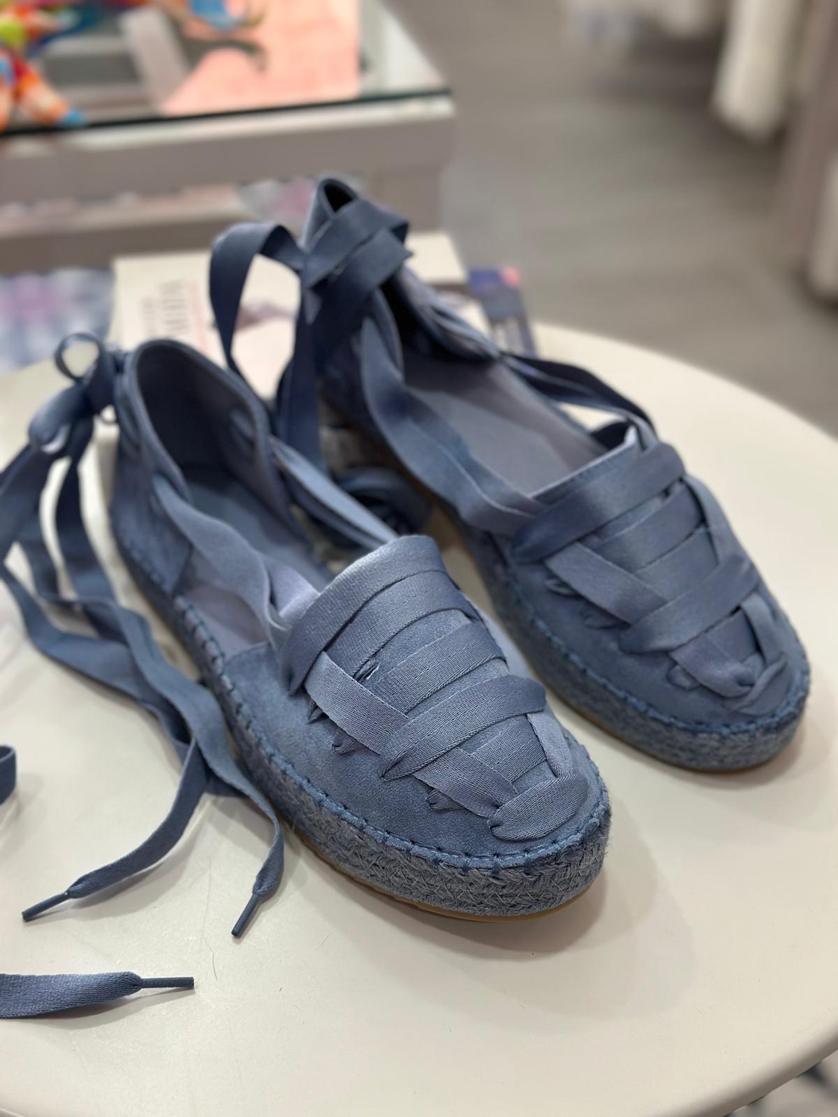 Alpargatas Azul Suede con Cintas - Imagen 3