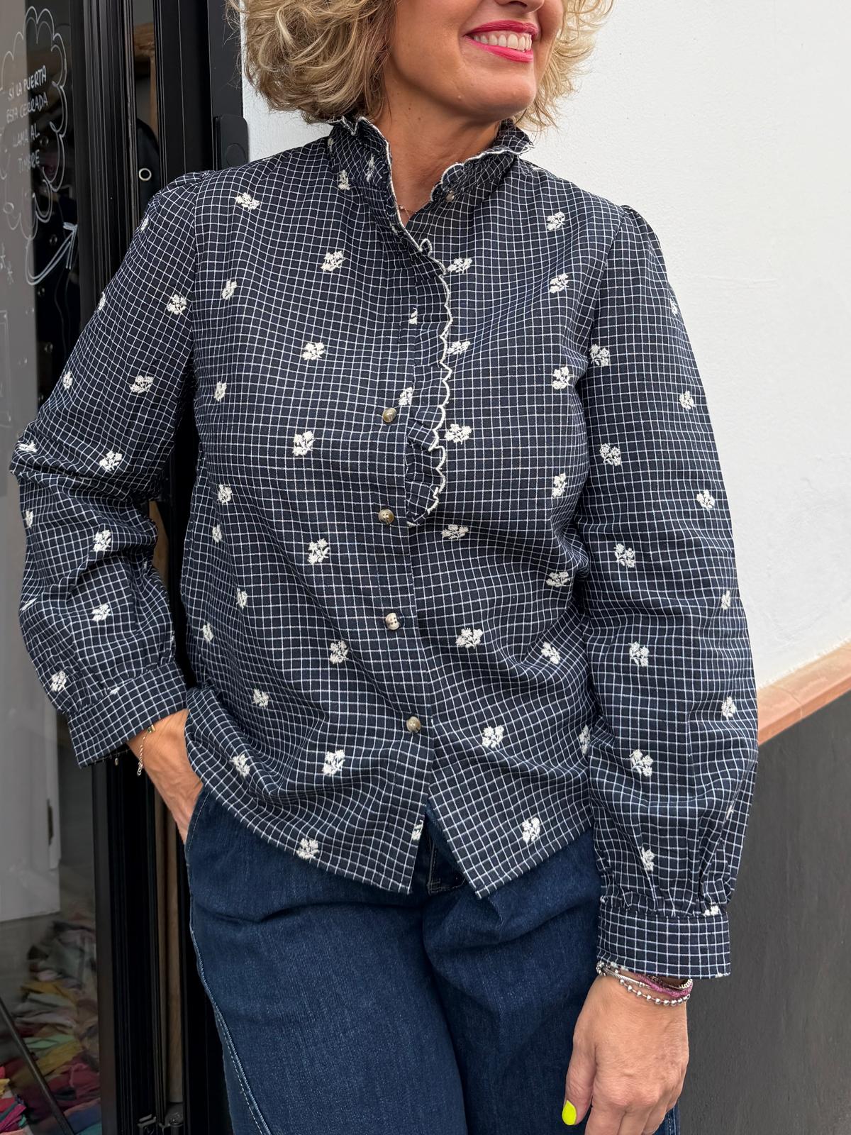 Blusa Cuadros Vintage Bordada - Imagen 2